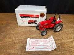 1/16 McCormick C70 NIB SM