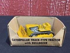 1/50 Caterpillar D7 Crawler Tootsietoy