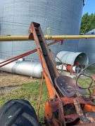 1937 Allis Chalmers WC with Model 33 Picker