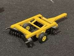 (3) 1/64 Caterpillar Challenger, Combine, Disk