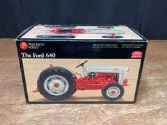 1/16 Ford 640 Precision NIB Ertl