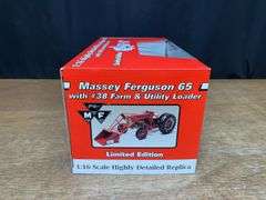 1/16 MF 65 w/Loader 2009 Pork Expo NIB SC