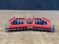 (2) 1/16 IH McCormick Disks Eska