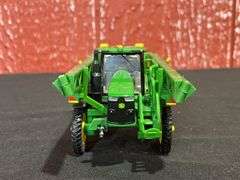 1/64 John Deere R4038 Sprayer 2019 Farm Show NIB Ertl