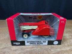 1/16 IH 460 Grove Collector NIB Ertl