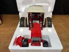 1/16 IH 1086 2004 TTT NIB Ertl