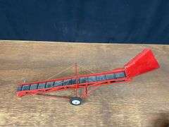 (3) 1/16 Tru-Scale Implements Carter