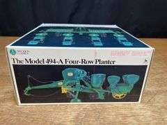 1/16 John Deere 494-A Planter Precision NIB Ertl