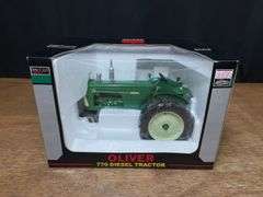 1/16 Oliver 770 NIB SC