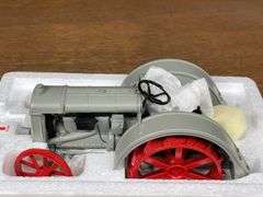 (2) 1/16 Ford 8N + Fordson F NIB Danbury Mint