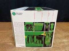 1/16 John Deere 4020 Precision NIB Ertl
