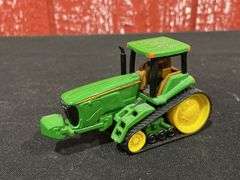 1/64 John Deere 8420T 2002 Farm Show NIB Ertl