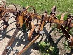 Allis Chalmers 12' Snap Coupler Spring Tooth Harrow