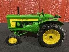 1/16 John Deere 620 2002 SFTS NIB Ertl