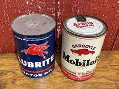 (4) Mobiloil Cans + Crate Lid