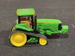 1/64 John Deere 8420T 2002 Farm Show NIB Ertl
