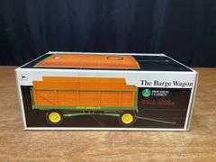 1/16 John Deere Barge Wagon Precision NIB Ertl