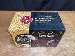 1/16 IH I-D9 1993 Farm Show NIB Ertl