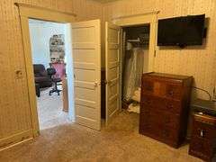 826 W England Taylorville, IL