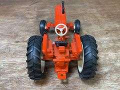 1/16 AC D19 1989 NFTS NIB Ertl