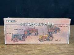 (4) 1/64 IH Tractors + Combine