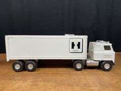 (2) IH Transtar Semis Ertl