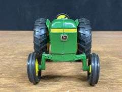 (2) 1/16 John Deere 2040 + 2640 Ertl
