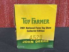 1/16 John Deere 4520 2001 NFTS NIB Ertl