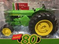 1/16 John Deere 80 NIB Ertl