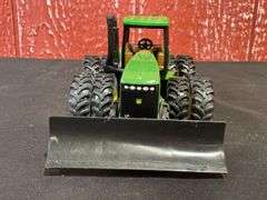 (3) 1/32 John Deere Tractors Ertl