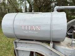 International Harvester Titan 10-20