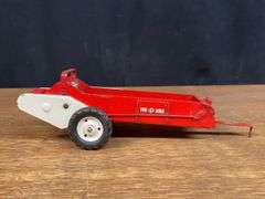 (3) 1/16 Tru-Scale Spreaders Carter