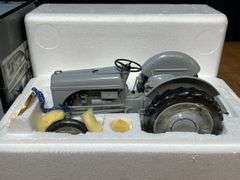 1/16 Ford 9N Precision NIB Ertl