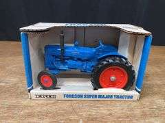 1/16 Fordson Super Major NIB Ertl
