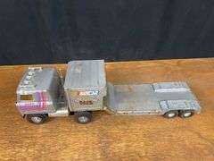 (2) IH Transtar NASCAR + Car Hauler Semis Ertl