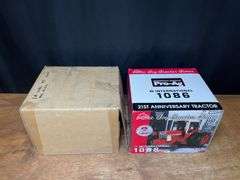 1/16 IH 1086 2004 TTT NIB Ertl