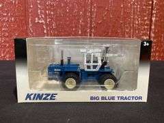 1/64 Kinze Big Blue NIB SC