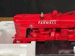 1/12 Farmall H NIB Franklin Mint