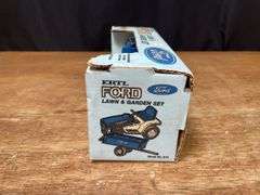 1/16 Ford LGT12 L&G Set NIB Ertl