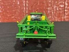 1/64 John Deere R4038 Sprayer 2019 Farm Show NIB Ertl