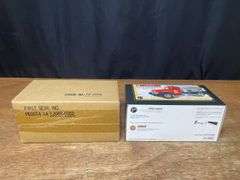 1/34 IH KB-10 Dump Truck NIB 1st Gear
