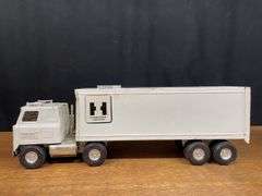(2) IH Transtar Semis Ertl