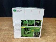 1/16 John Deere 3010 Precision NIB Ertl