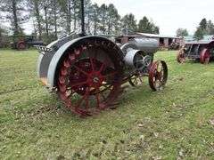International Harvester Titan 10-20