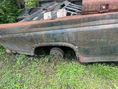 Ford F-150 Custom
