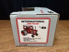 1/16 IH 1468 NIB Ertl