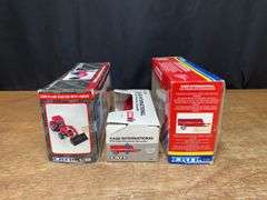 (4) 1/32 Case-IH Tractors + Spreaders Ertl