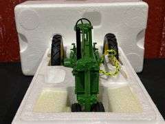1/16 John Deere B Precision NIB Ertl