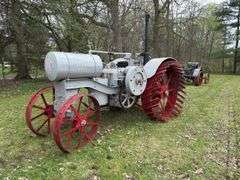 International Harvester Titan 10-20