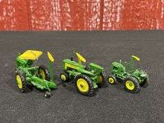 (3) 1/64 John Deere Tractor w/Mowers Customized